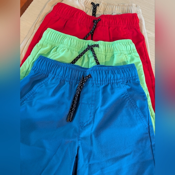 Boys Size 6/7 Shorts - Picture 2 of 5